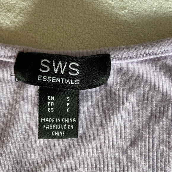 💚3/$20💚 Violet purple tank top - Picture 3 of 4